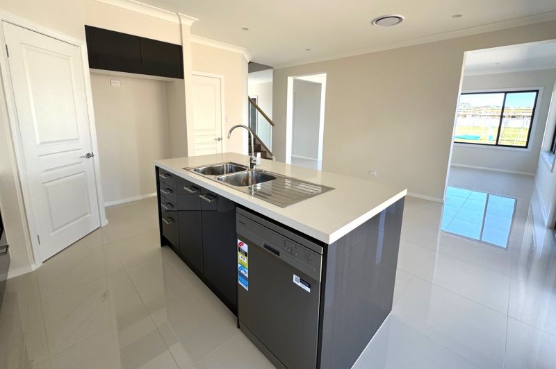 54 Greenough Crescent, Marsden Park