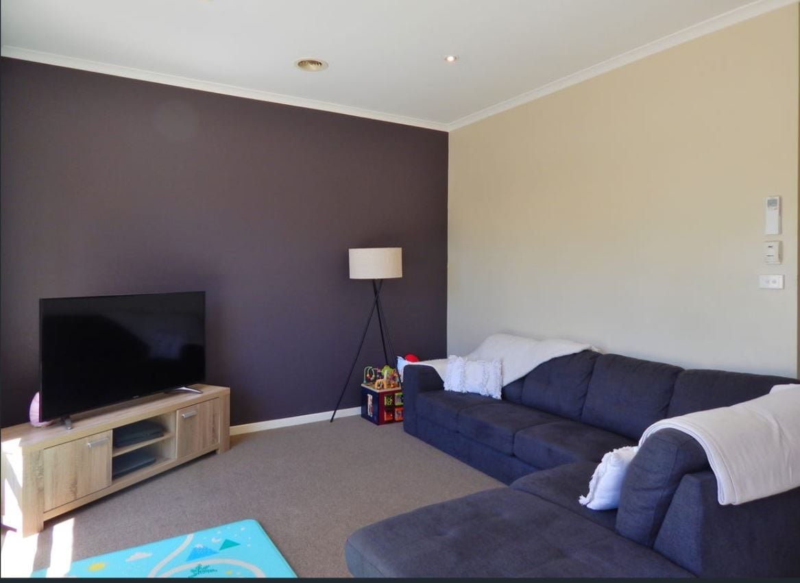 Spacious 2-Bedroom Unit in Prime Location
