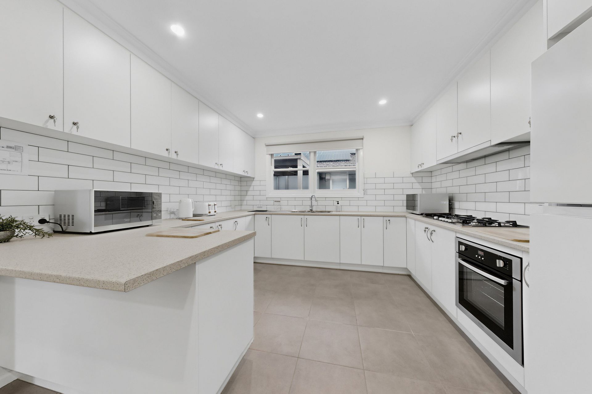 Room 8/56 Barter Crescent, Forest Hill - Thumbnail 5