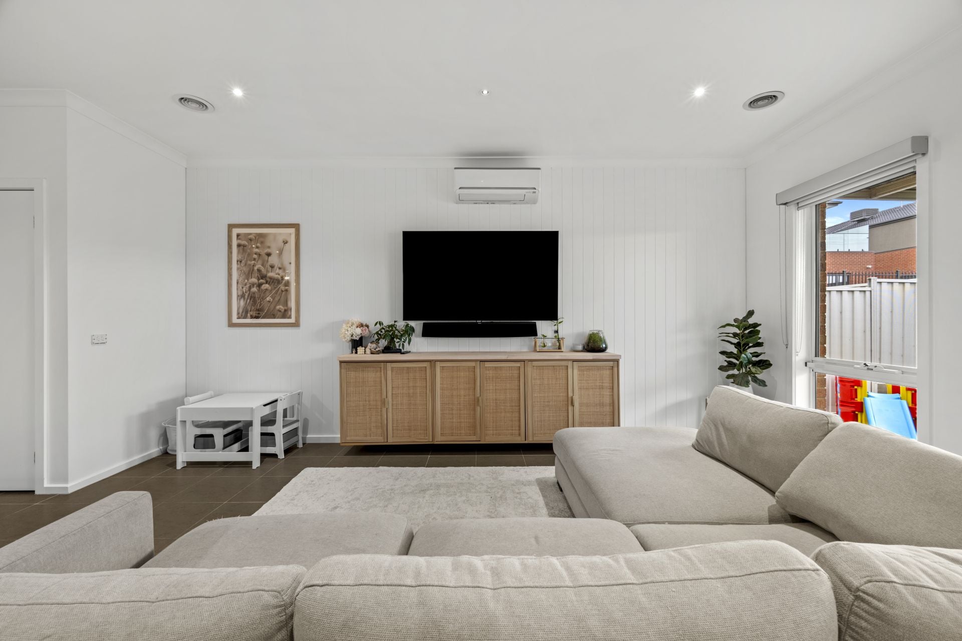 SOLD OFF-MARKET
Modern Terrace Living In A Prime Location