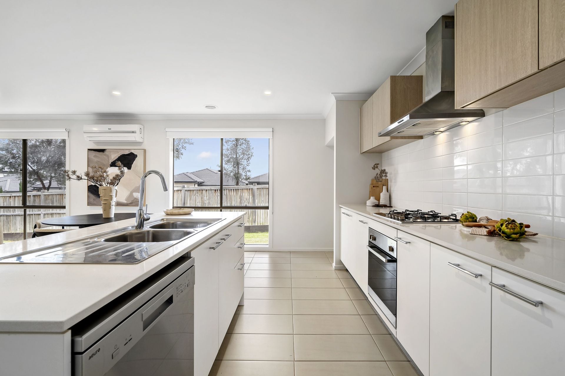 7 Lucknow Drive, Beveridge, Beveridge - Thumbnail 4