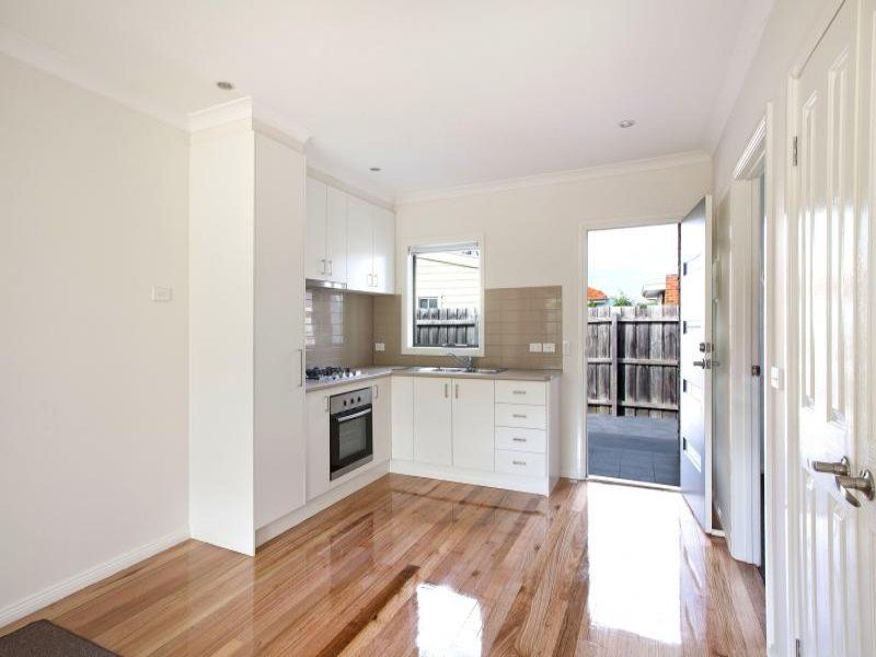 LOVELY UNIT IN THOMASTOWN