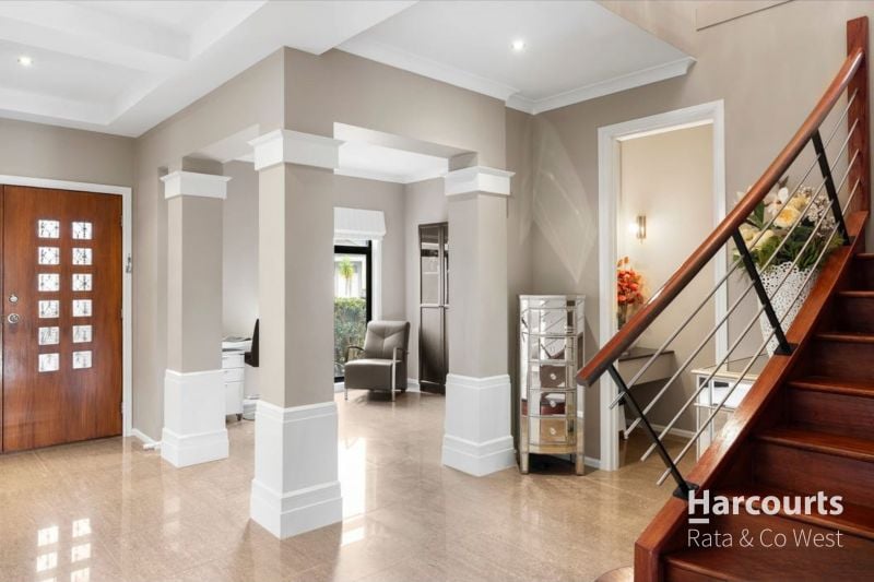 15 Clementson Drive, Caroline Springs