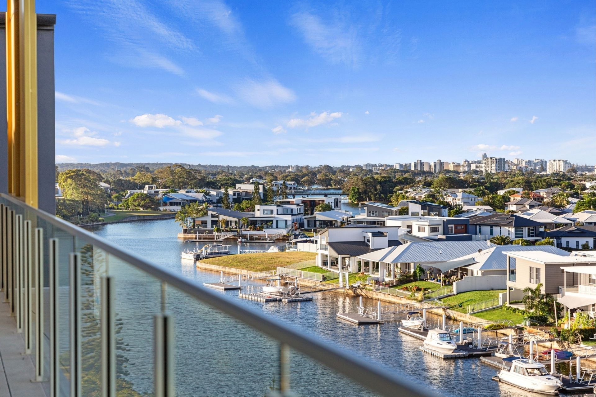 2105/18 Spitfire Banks Drive, Pelican Waters, Pelican Waters - Thumbnail 4