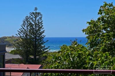 37 Vendul Crescent, Port Macquarie