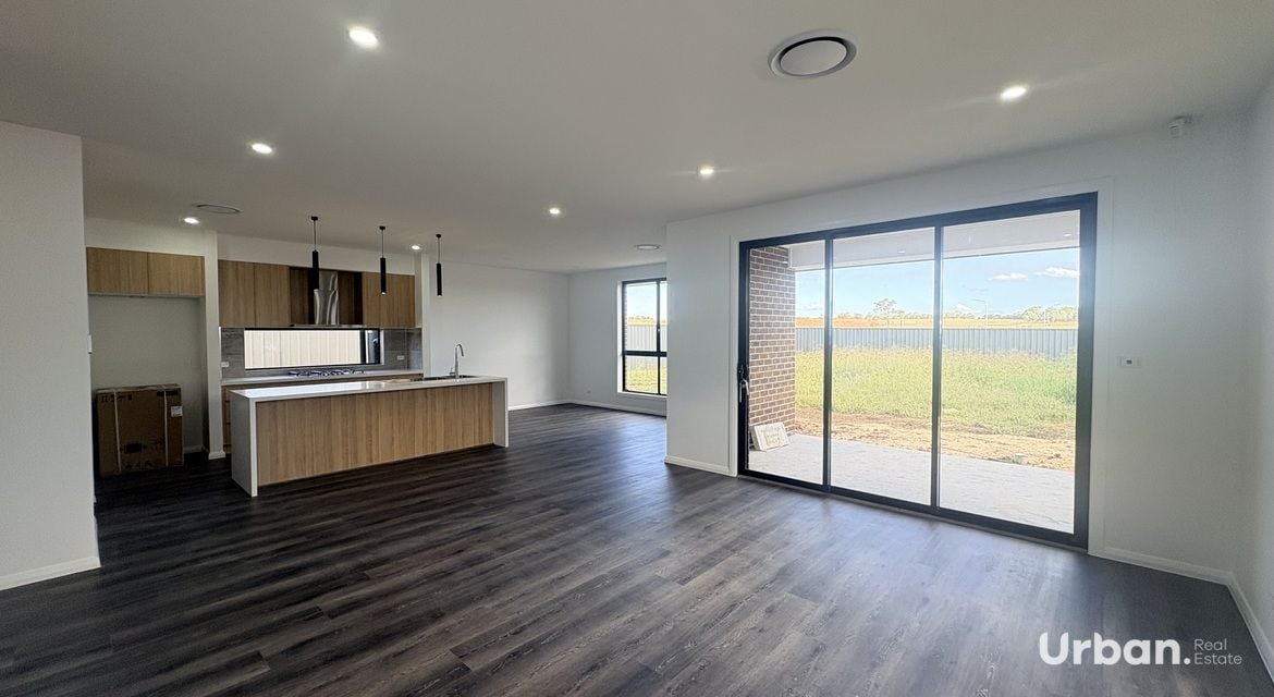 Lochinvar 48 Caputar Way