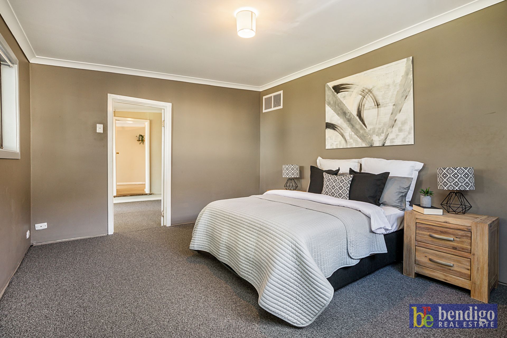 212 Carpenter Street Quarry Hill VIC, Hill - Thumbnail 7