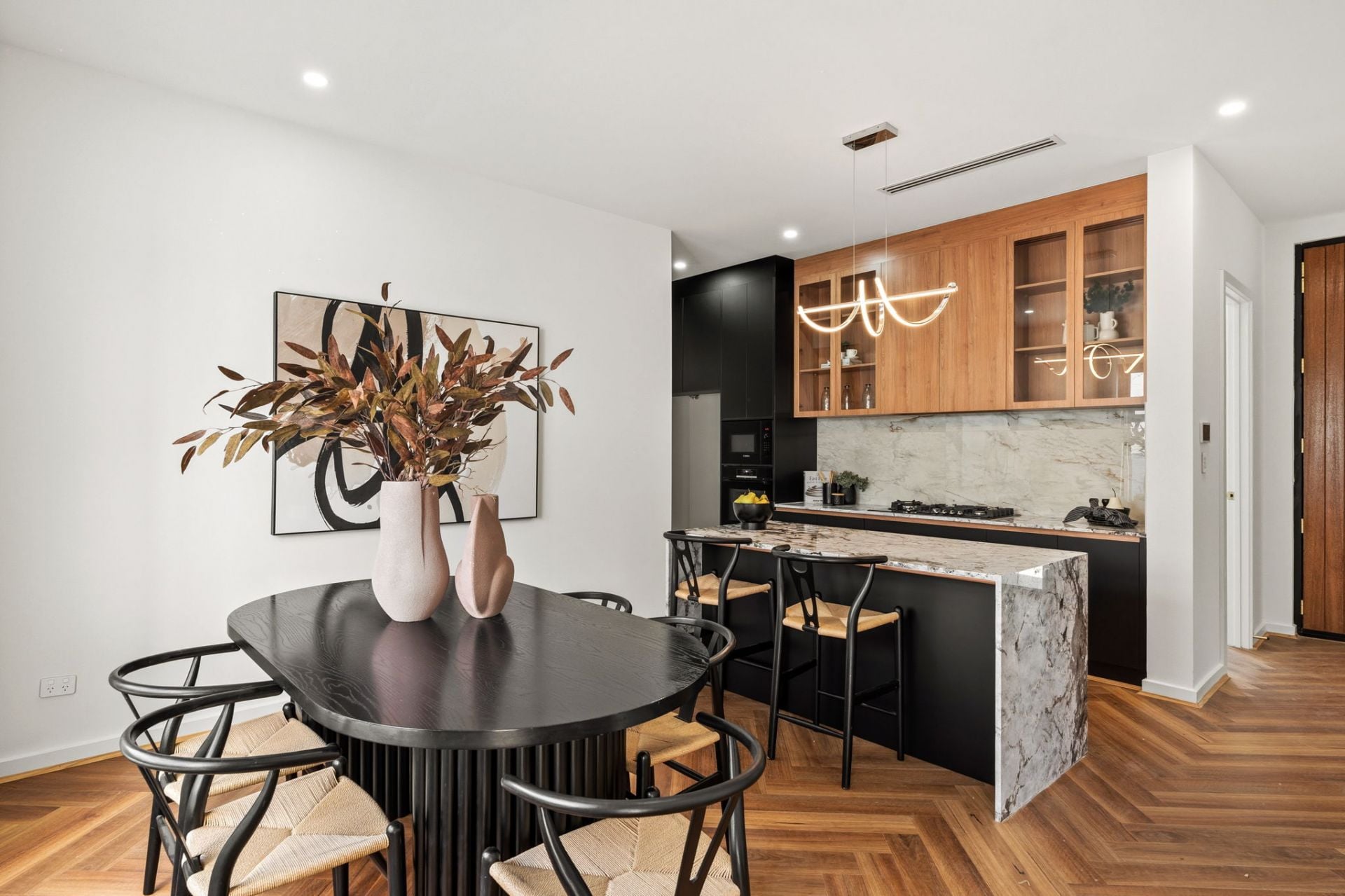 8 Ashburn Avenue, Fulham, Fulham - Thumbnail 4