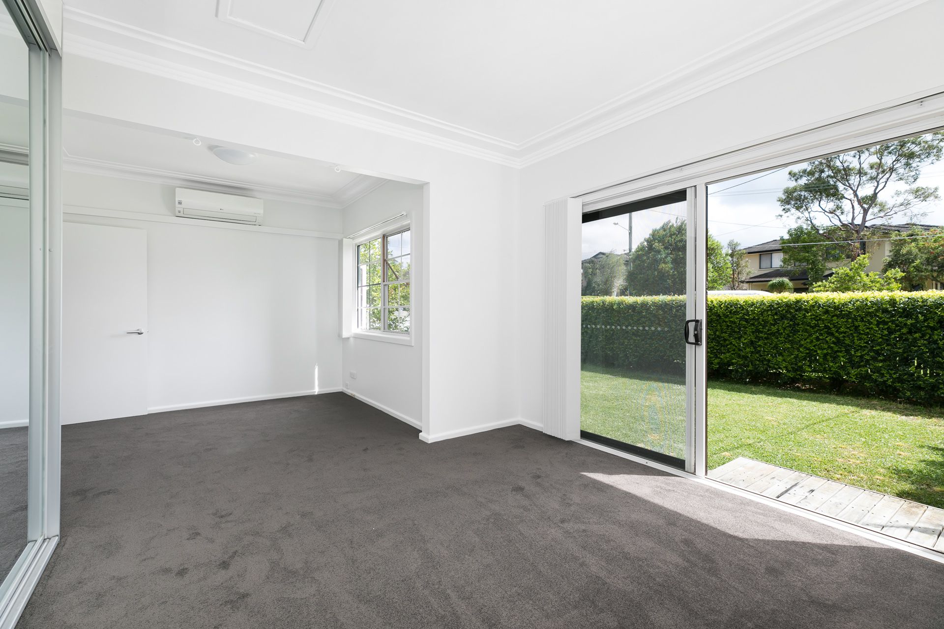 24 Wingello Road MIRANDA 2228