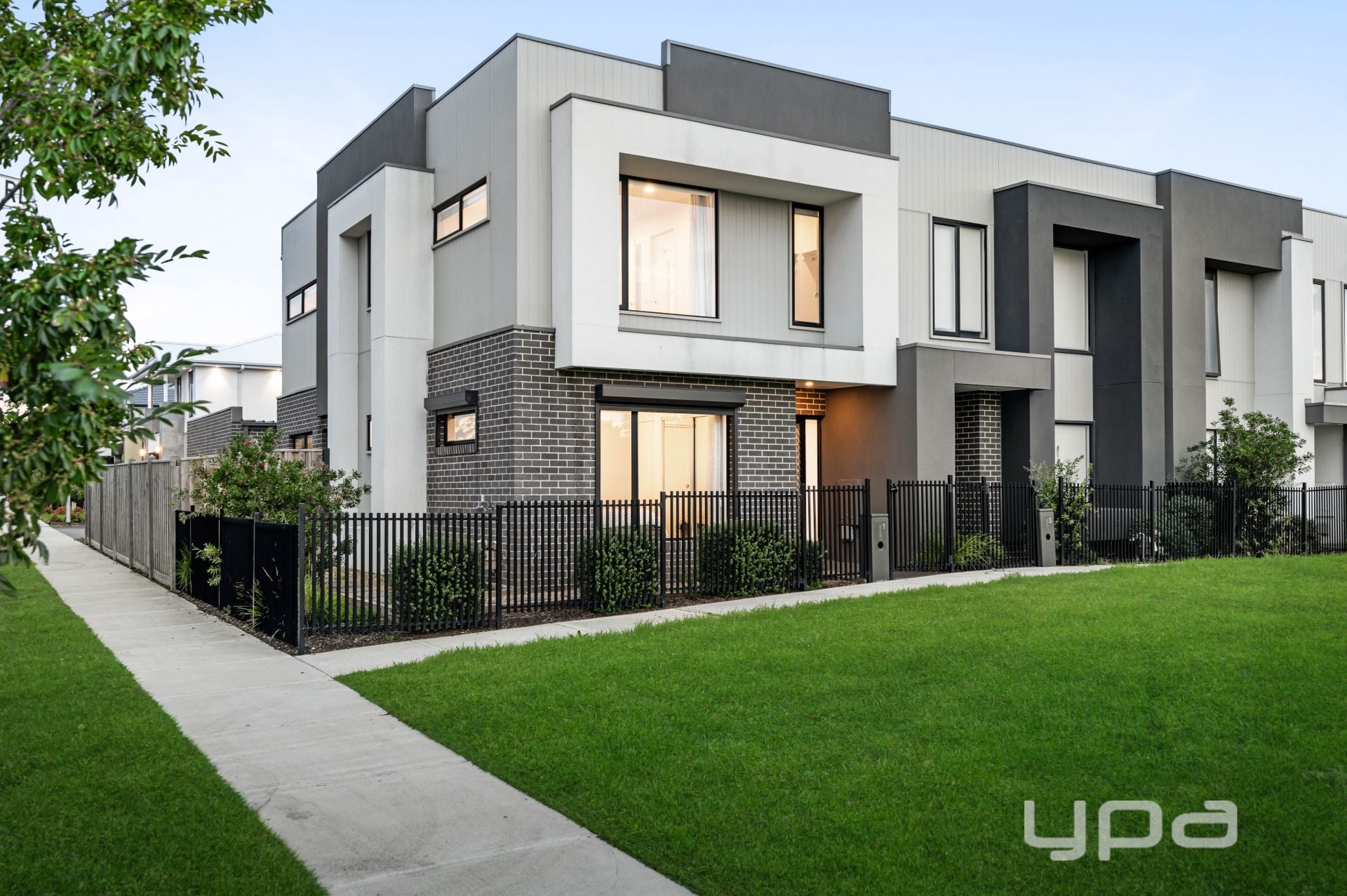 1 Buckleys Walk Mickleham VIC, Mickleham - Thumbnail 2