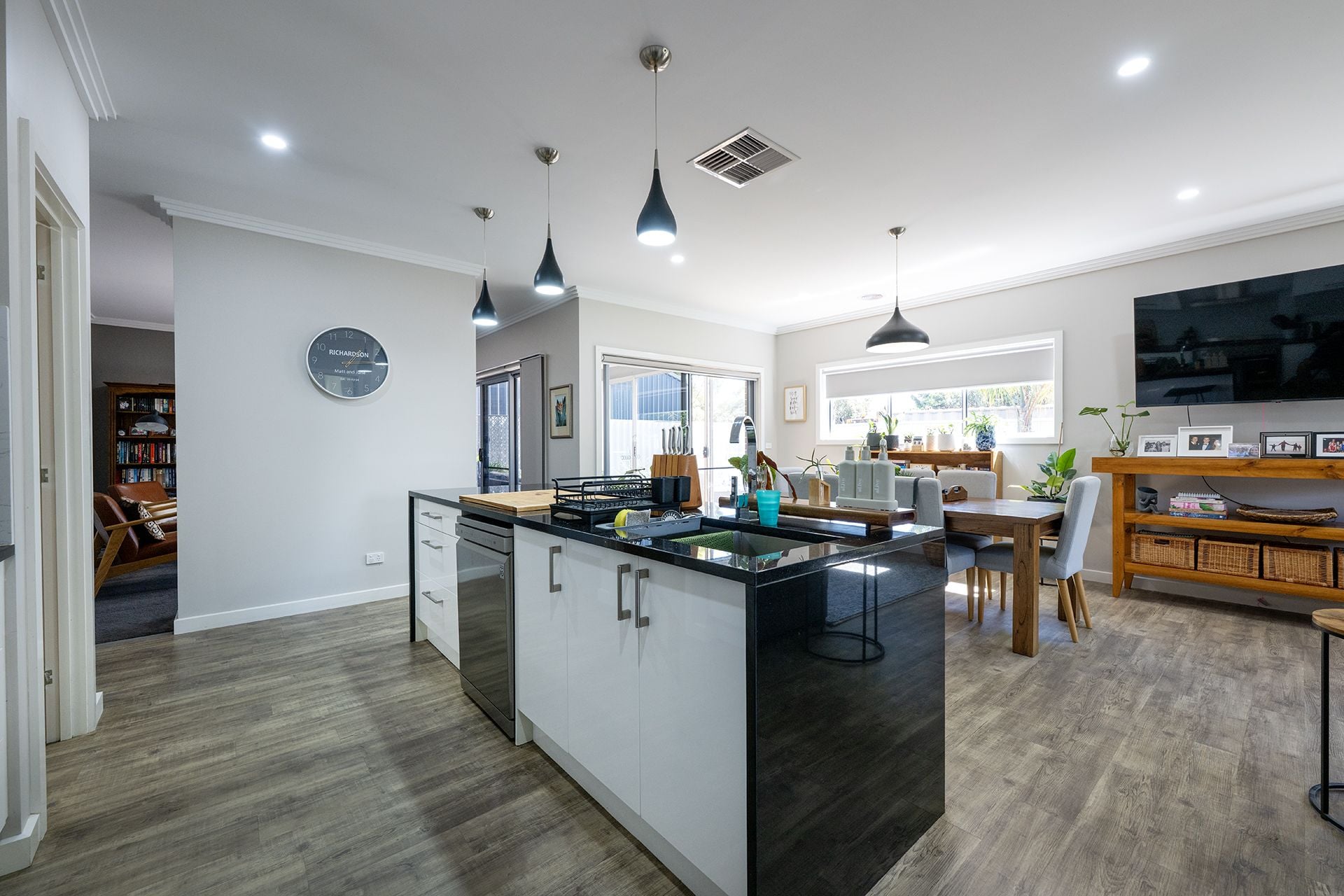 44 Rissmann Drive Horsham VIC, Horsham - Thumbnail 3