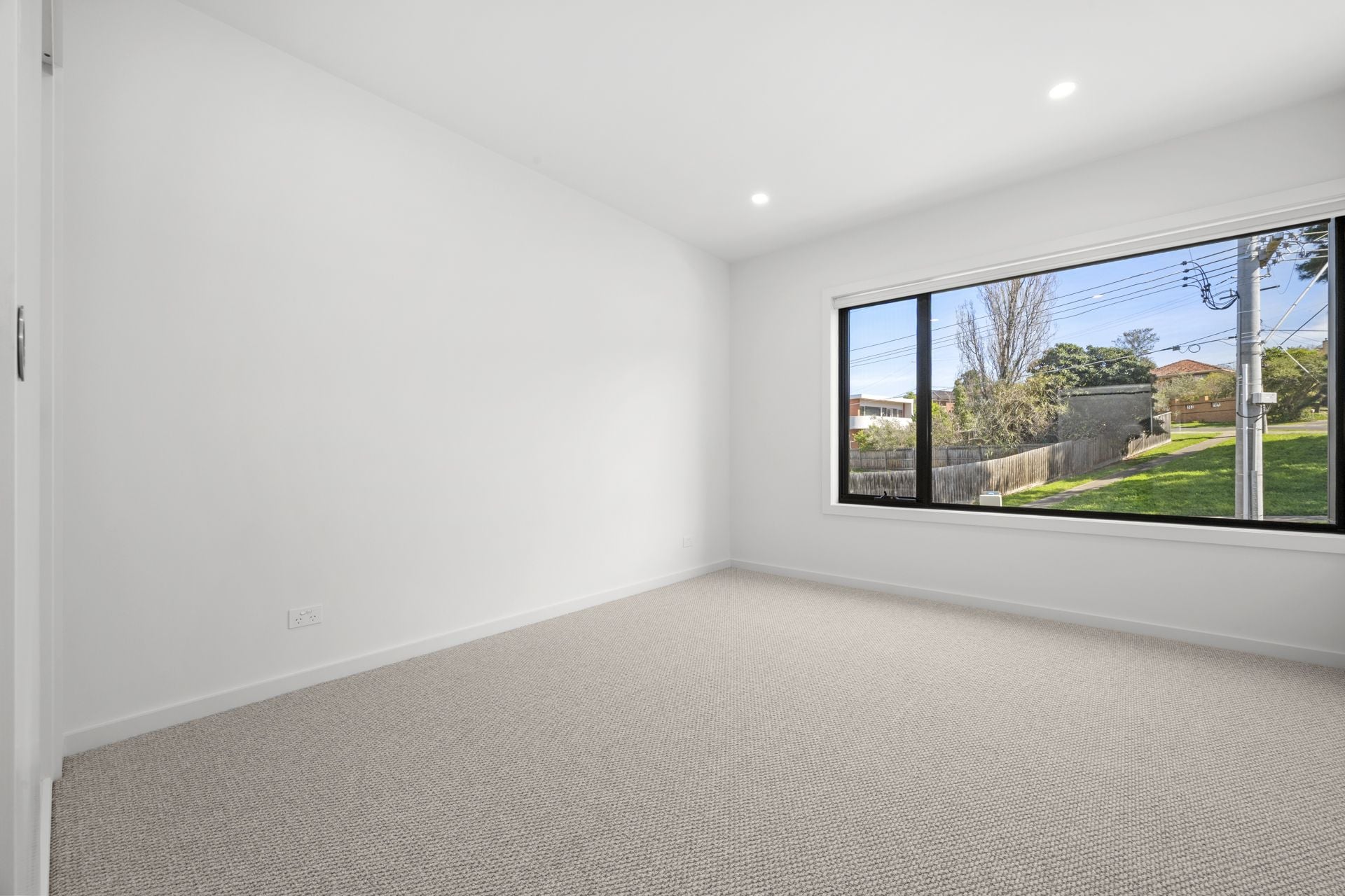 Boutique Luxury in a Premium Reservoir Setting