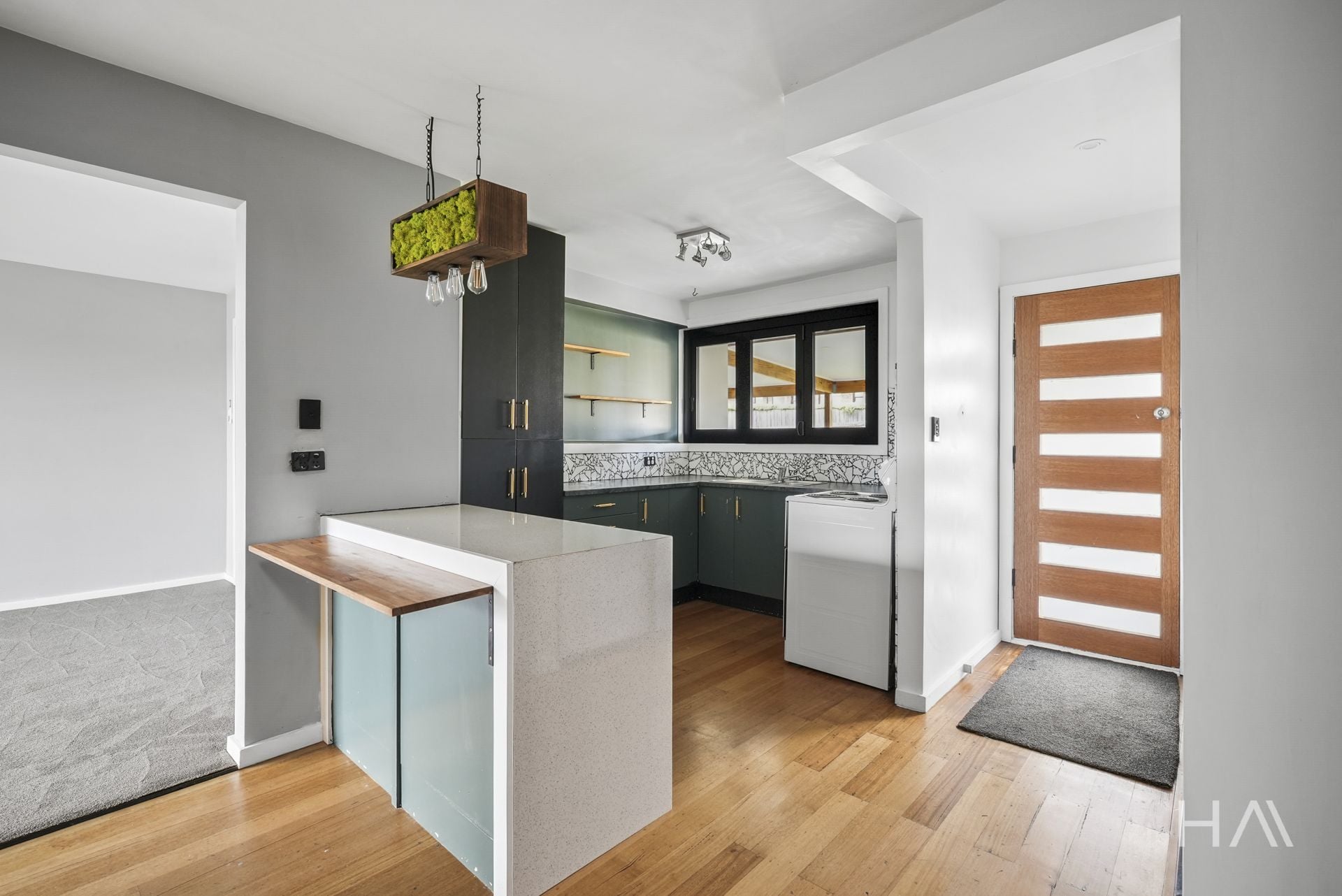 323 Westbury Road Prospect Vale, Prospect Vale - Thumbnail 3