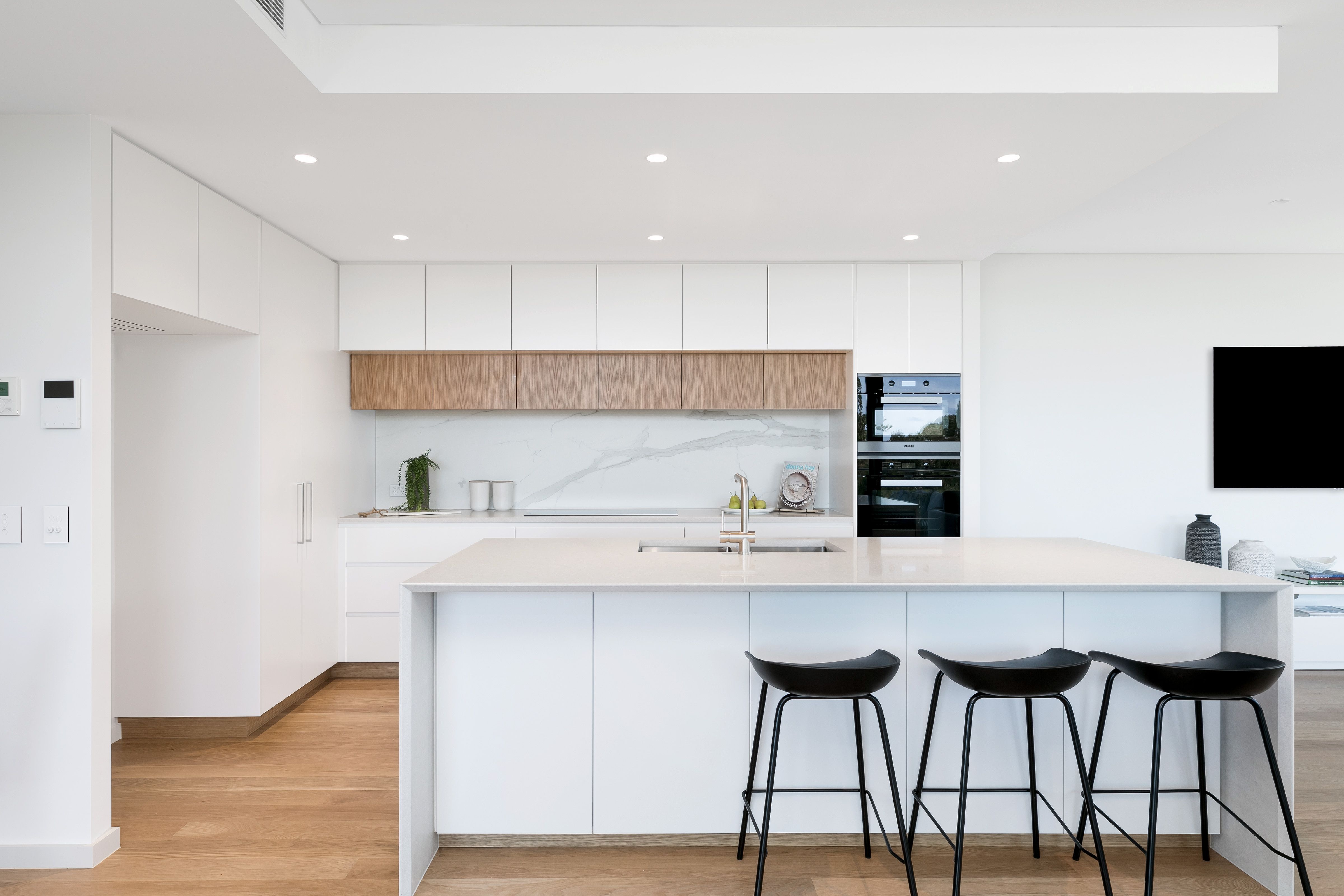 106/177 Russell Avenue, DOLLS POINT, Dolls Point - Thumbnail 2