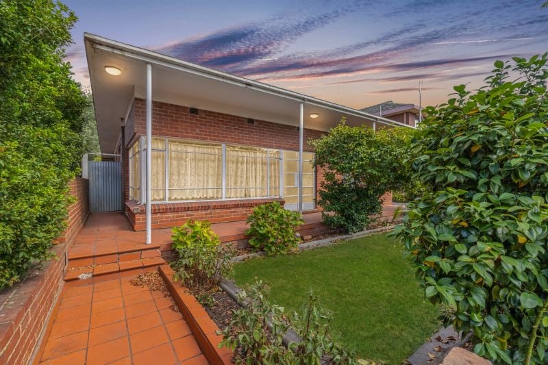 31 Larch Street, Thomastown