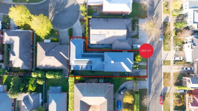 16 Ayrvale Avenue, Lake Gardens, Lake Gardens - Thumbnail 3