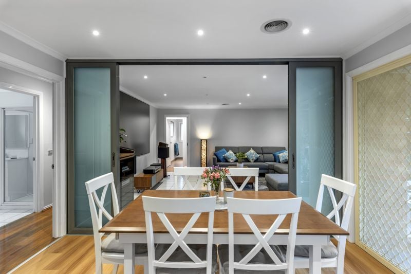 16 Middle Court, Thomastown