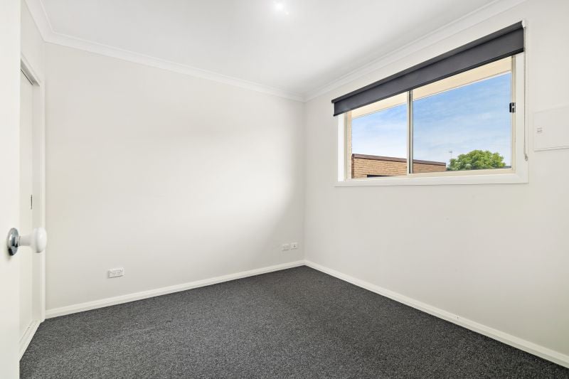 2/23 Midholm Court, Thomastown