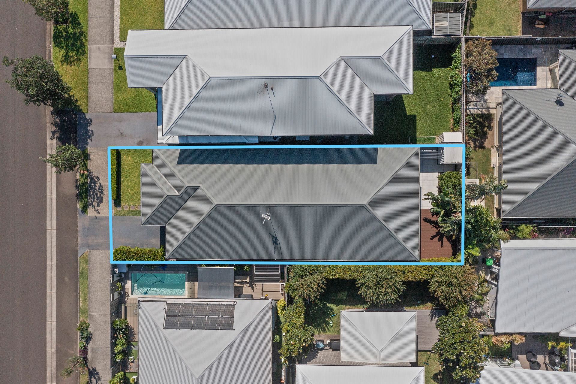 27 Brickworks Avenue, Thirroul NSW