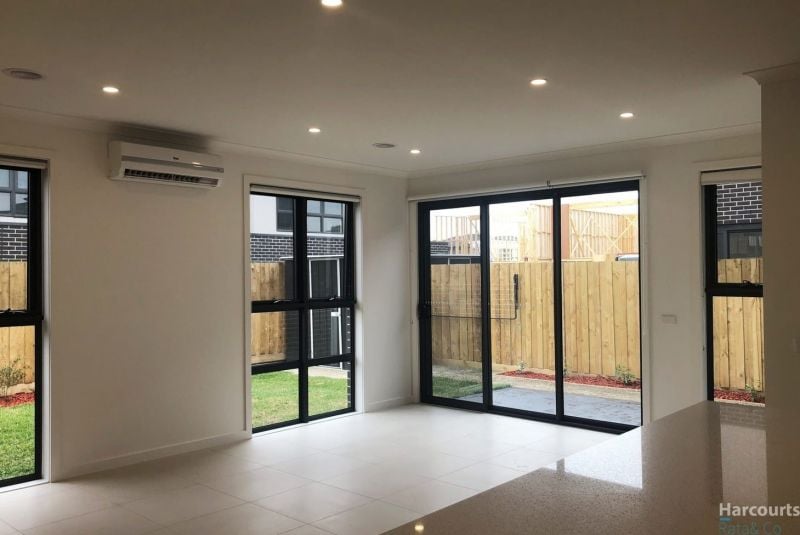 15/15 Linoak Avenue, Lalor