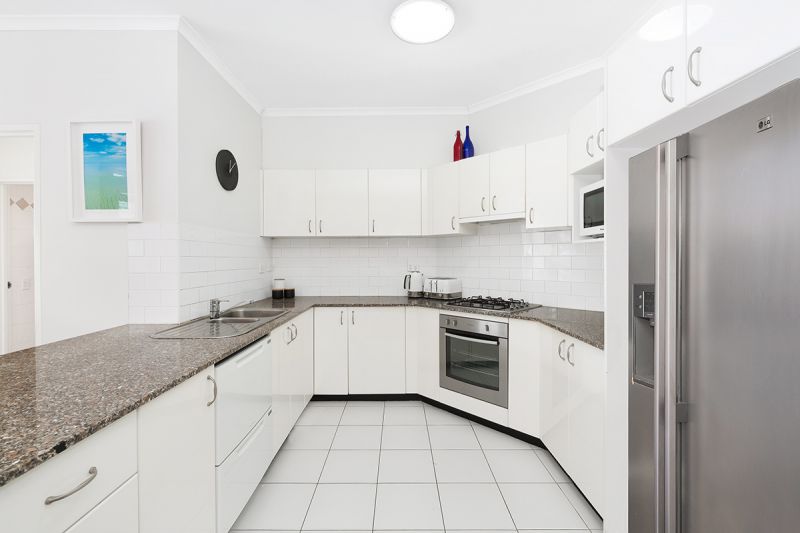 2/1 Ocean Grove Avenue, CRONULLA, Cronulla - Thumbnail 4