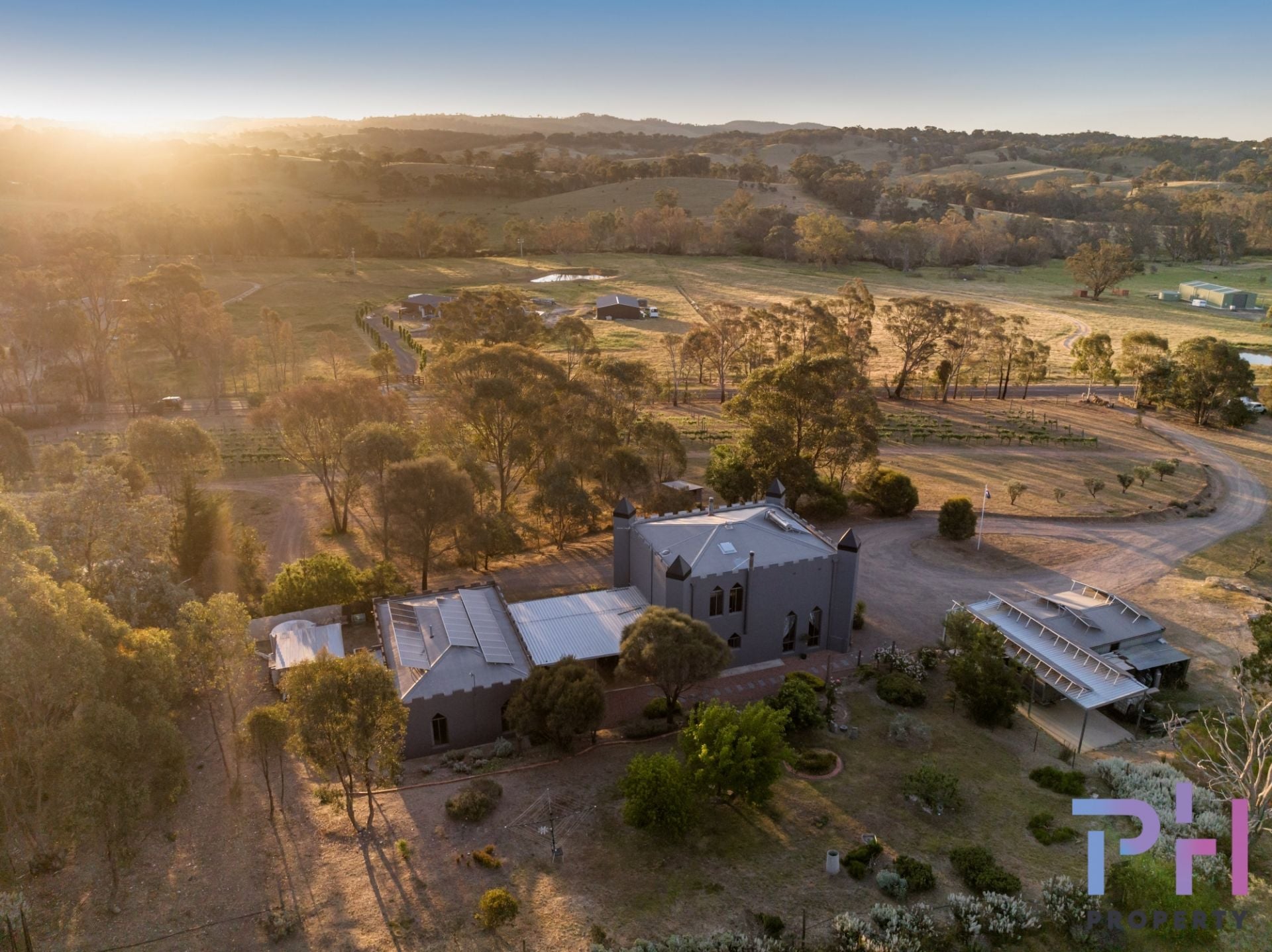 1271 Axe Creek Road Sedgwick VIC, Sedgwick - Thumbnail 2