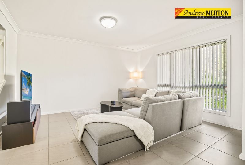 35 Parklands Circuit, Elizabeth Hills