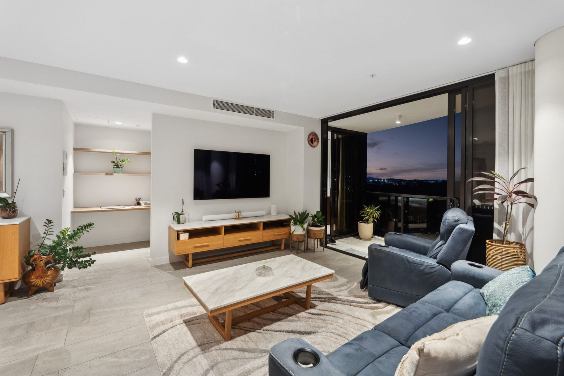 901/36 Britannia Avenue, Broadbeach - Thumbnail 7