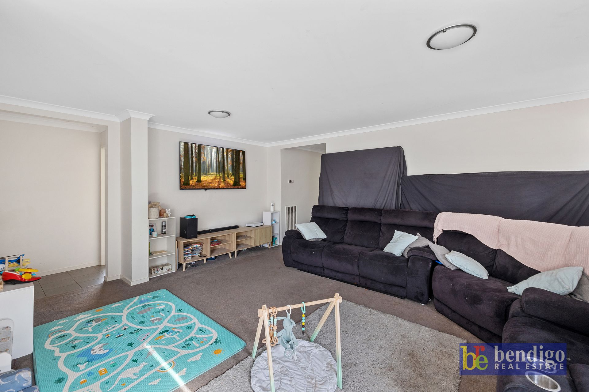 21 Bursaria Street Jackass Flat VIC, Flat - Thumbnail 2