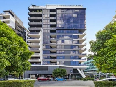 RARE NEWSTEAD RETAIL OPPORTUNITY