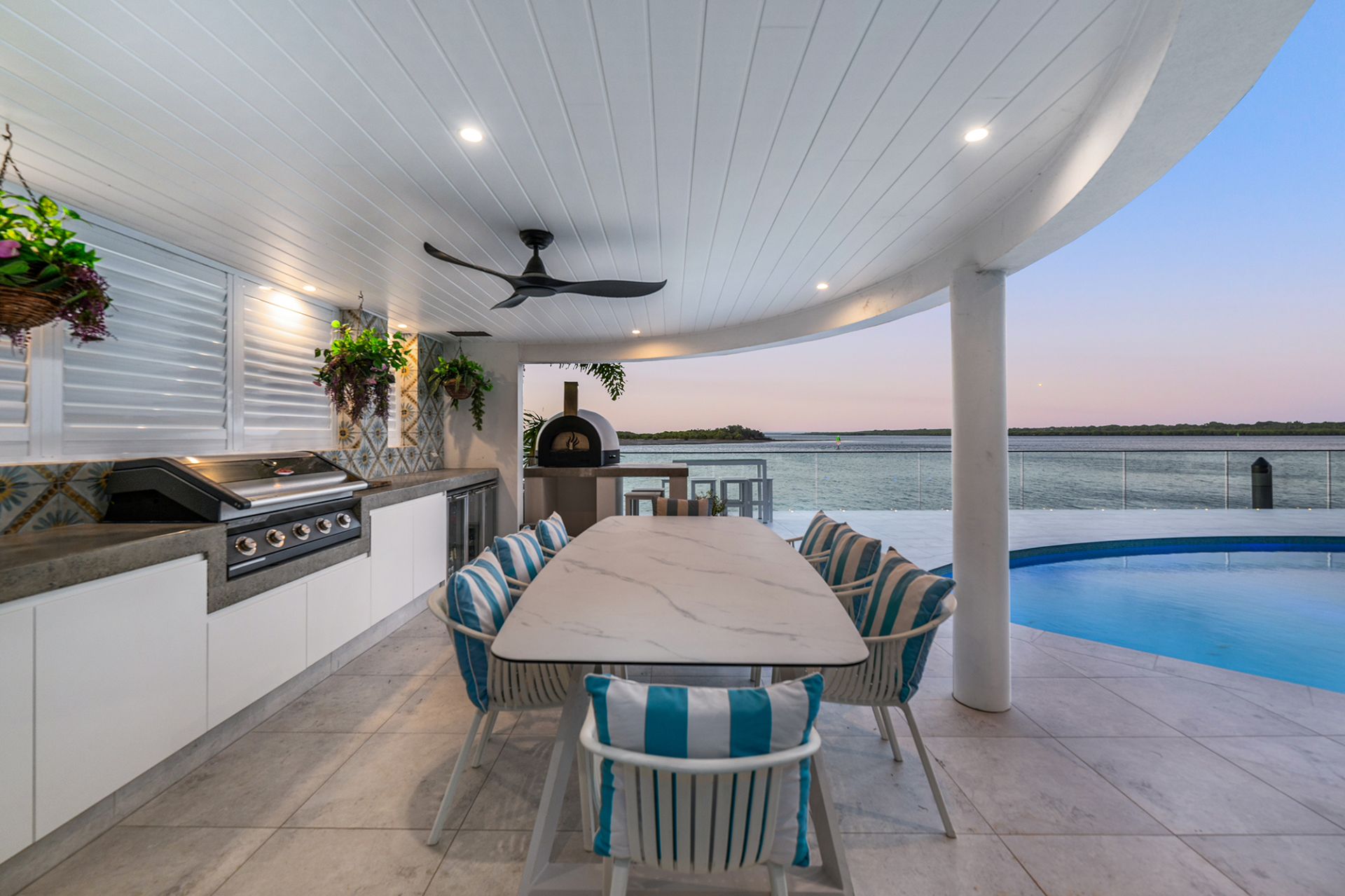 1 Knightsbridge Parade West, Sovereign Islands - Thumbnail 8