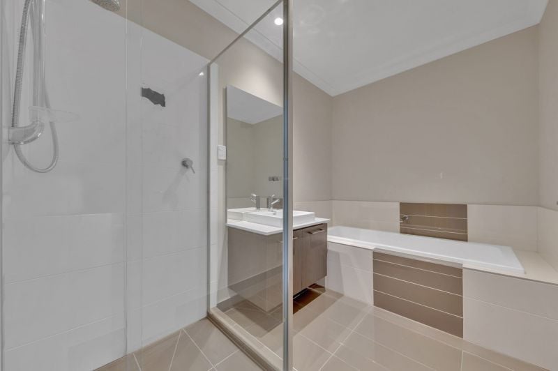 6 Meadowcroft Road, Wollert