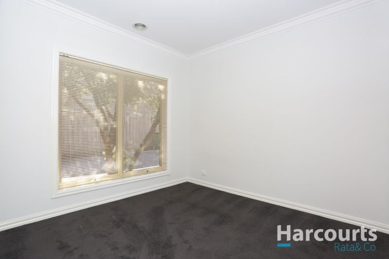 2/43 Banff Street, Reservoir