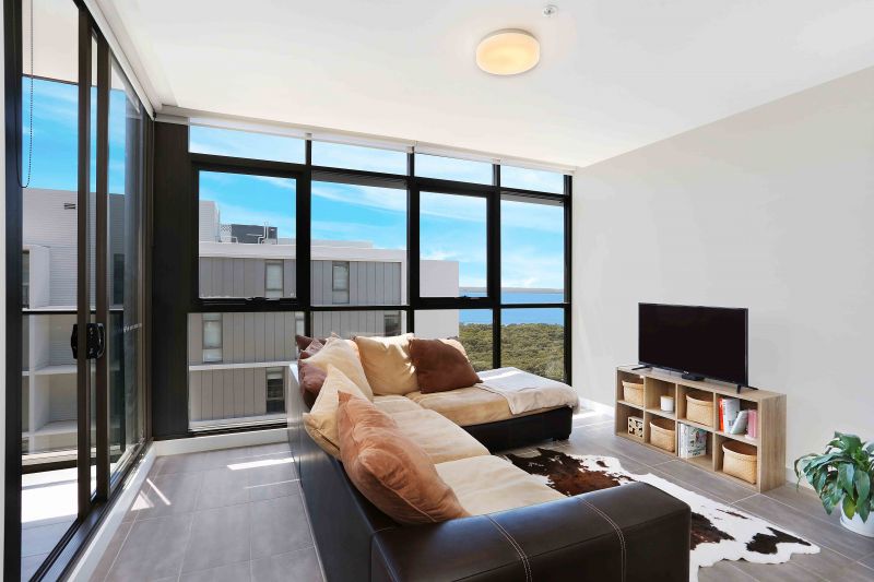 708/3 Foreshore Boulevarde WOOLOOWARE 2230