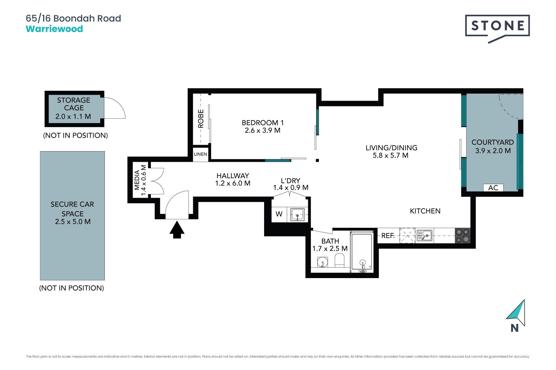 Stylish executive apartment with courtyard and study
