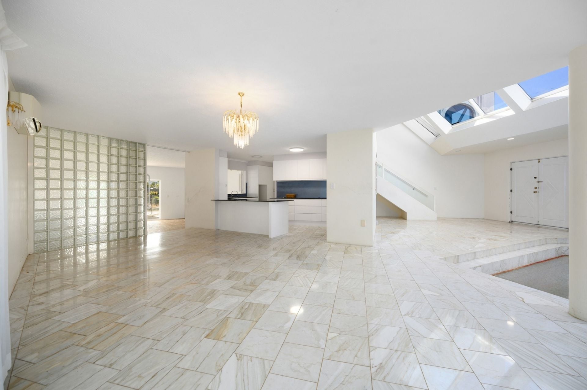 12 James Cook Esplanade, Hollywell QLD 4216, Hollywell - Thumbnail 5