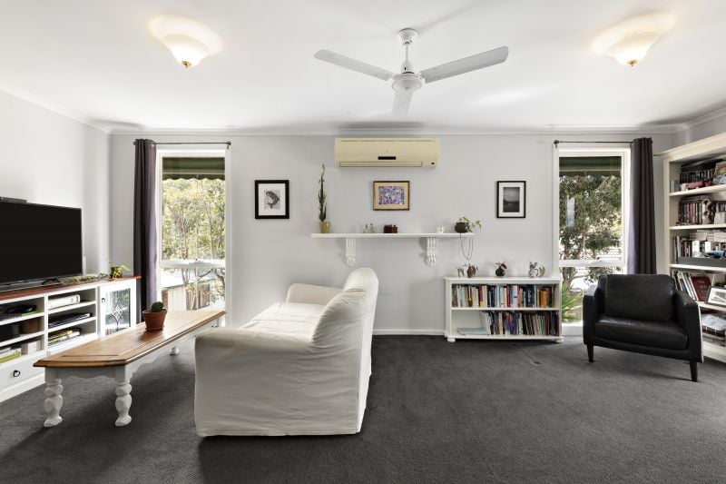 5 Chicquita Place, Mill Park