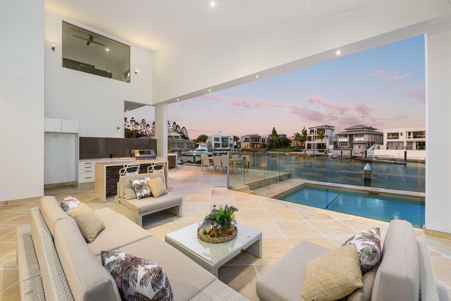 10 Royal Albert Crescent, Sovereign Islands QLD 4216, Sovereign Islands - Thumbnail 6
