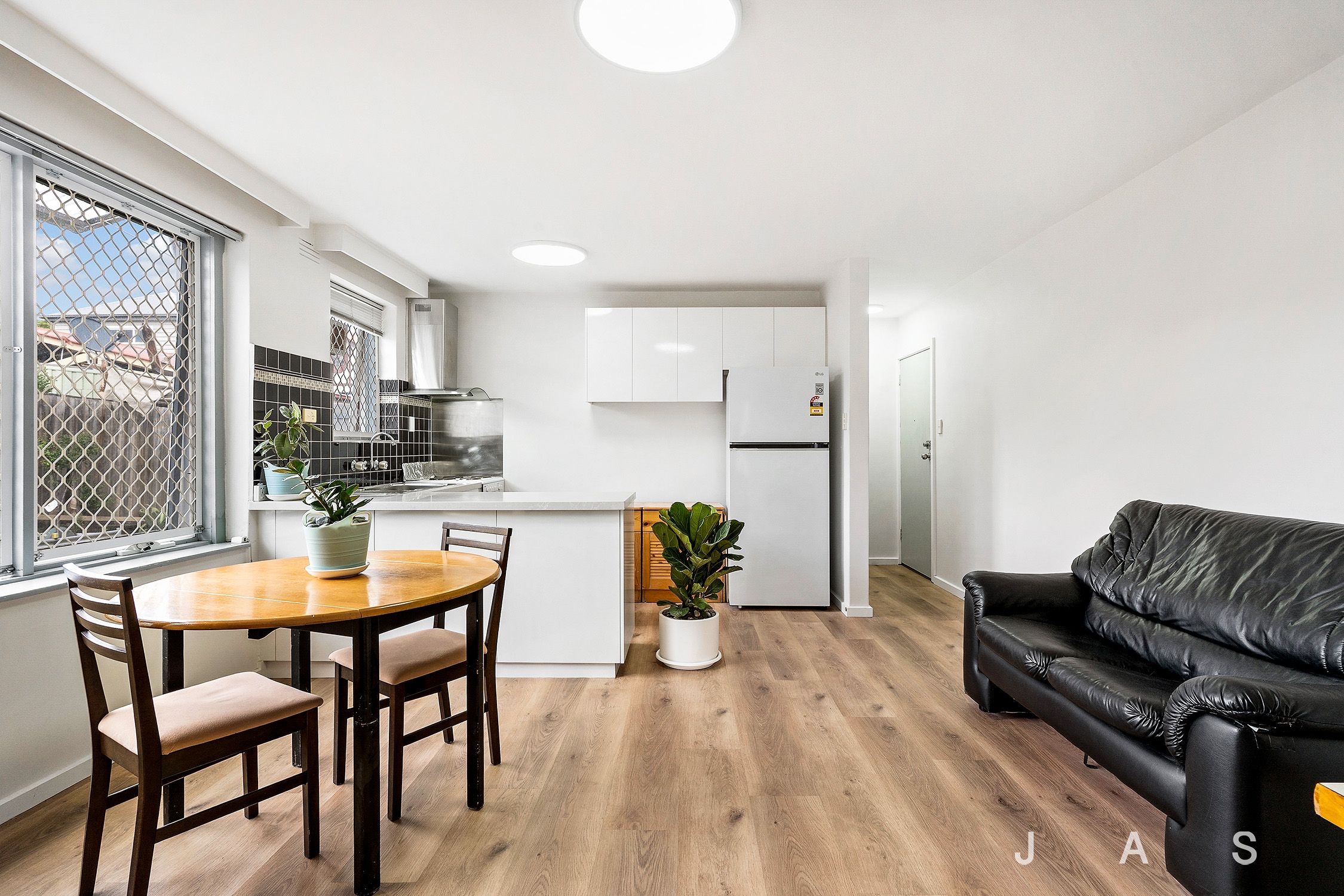 10/8-10 Clyde Street Maribyrnong VIC, Maribyrnong - Thumbnail 3