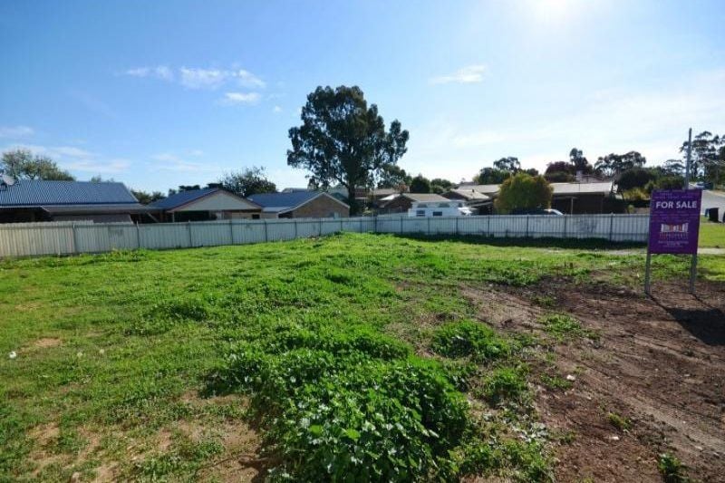 2/48 Hodgson Street Eaglehawk VIC, Eaglehawk - Thumbnail 3