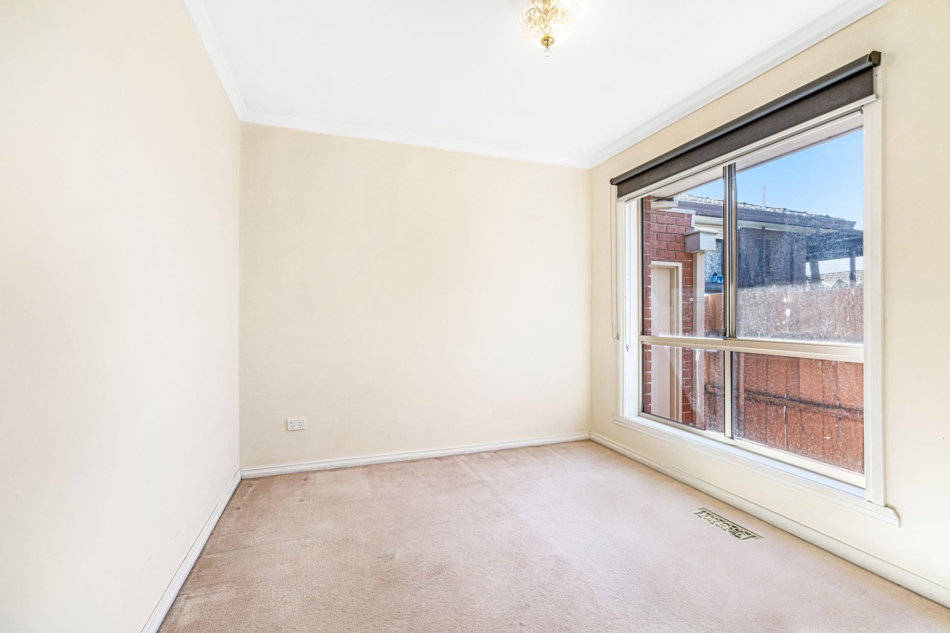 Secluded Gem With Lots Of Garden Surrounds