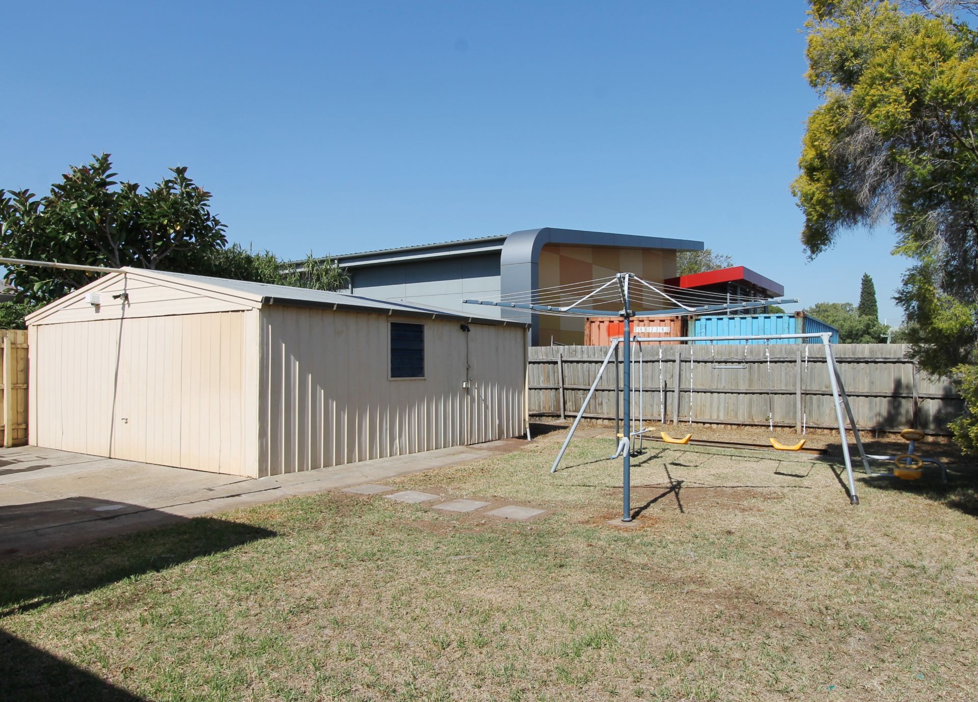 15 Gladstone Street, Thomastown, Thomastown - Thumbnail 5