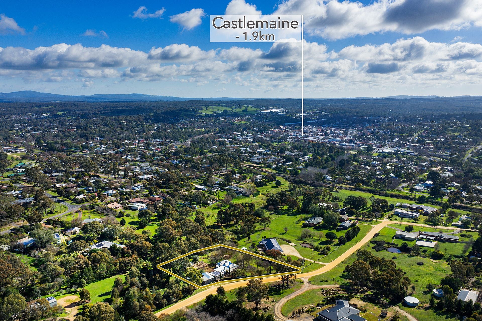 9 Mitchell Parade, Castlemaine - Thumbnail 3