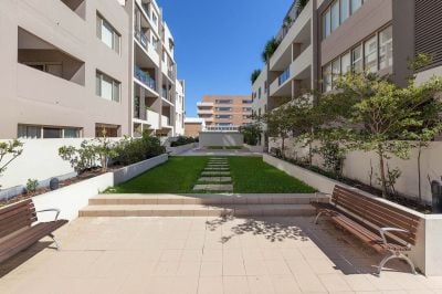Campbelltown 46/17 Warby Street