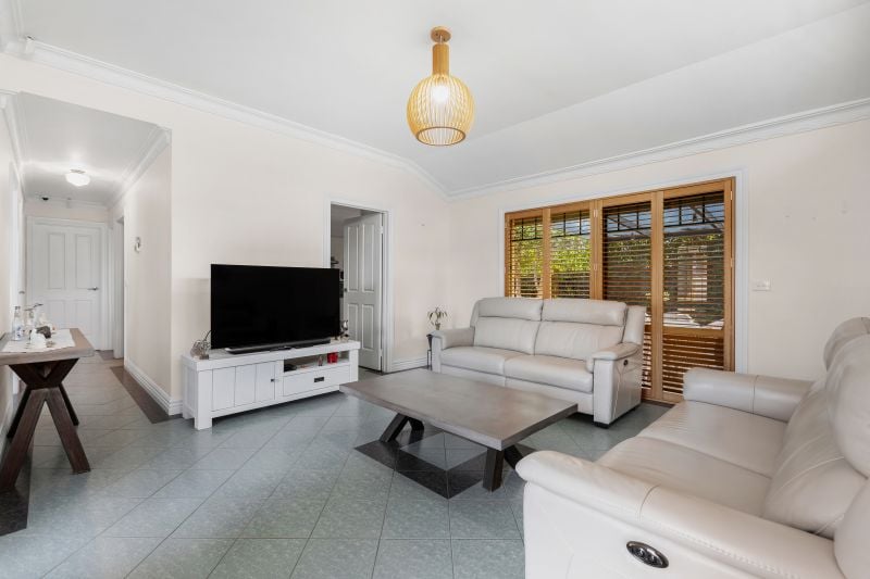 2/387 Dalton Road, Epping