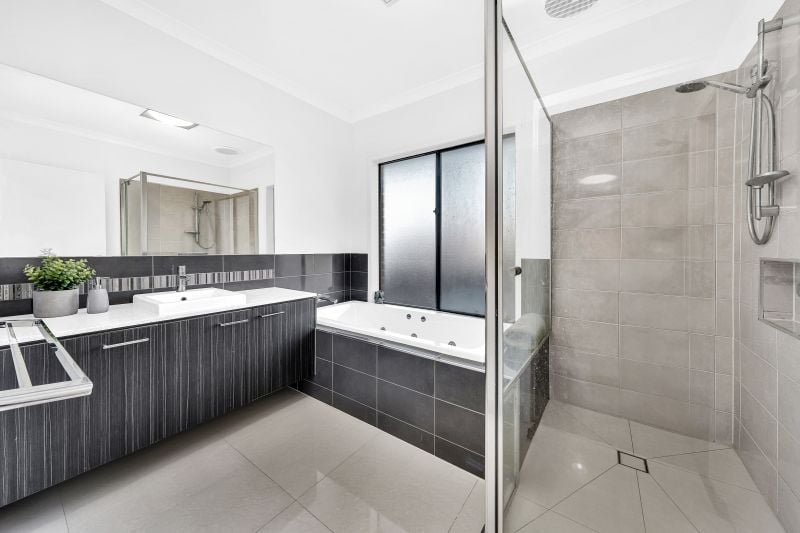 18 Lanai Avenue, Wollert