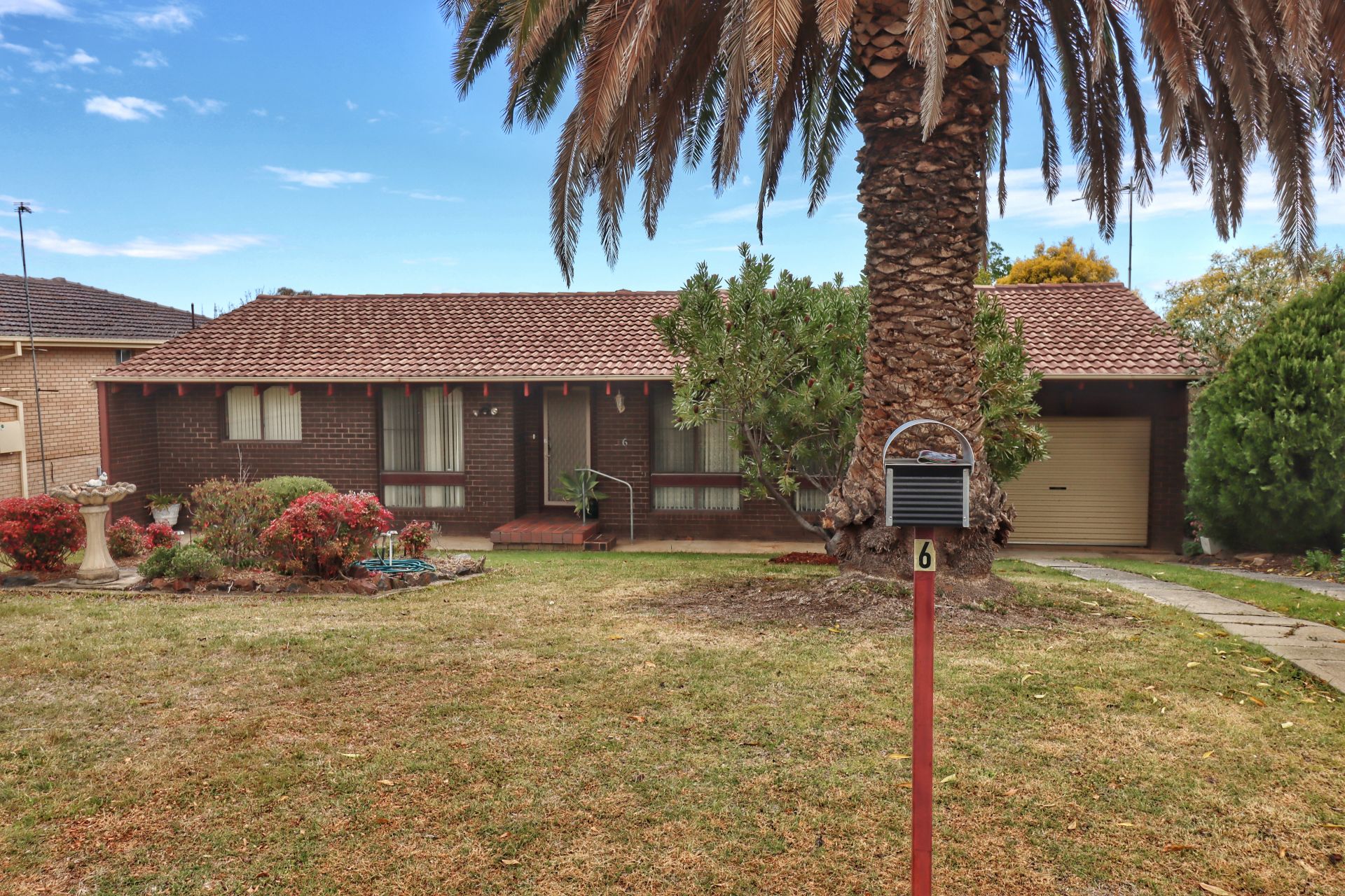 6 Taronga Drive, COWRA, Cowra - Thumbnail 2