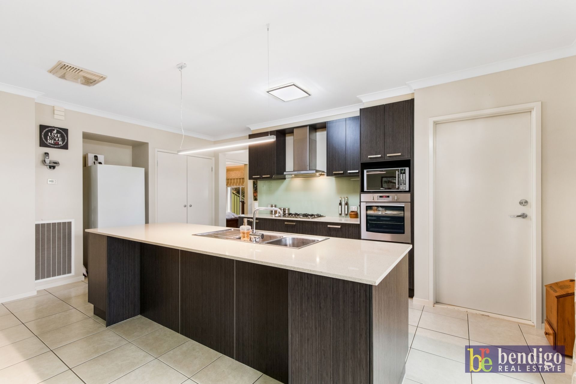 5 Rosea Court Ascot VIC, Ascot - Thumbnail 5