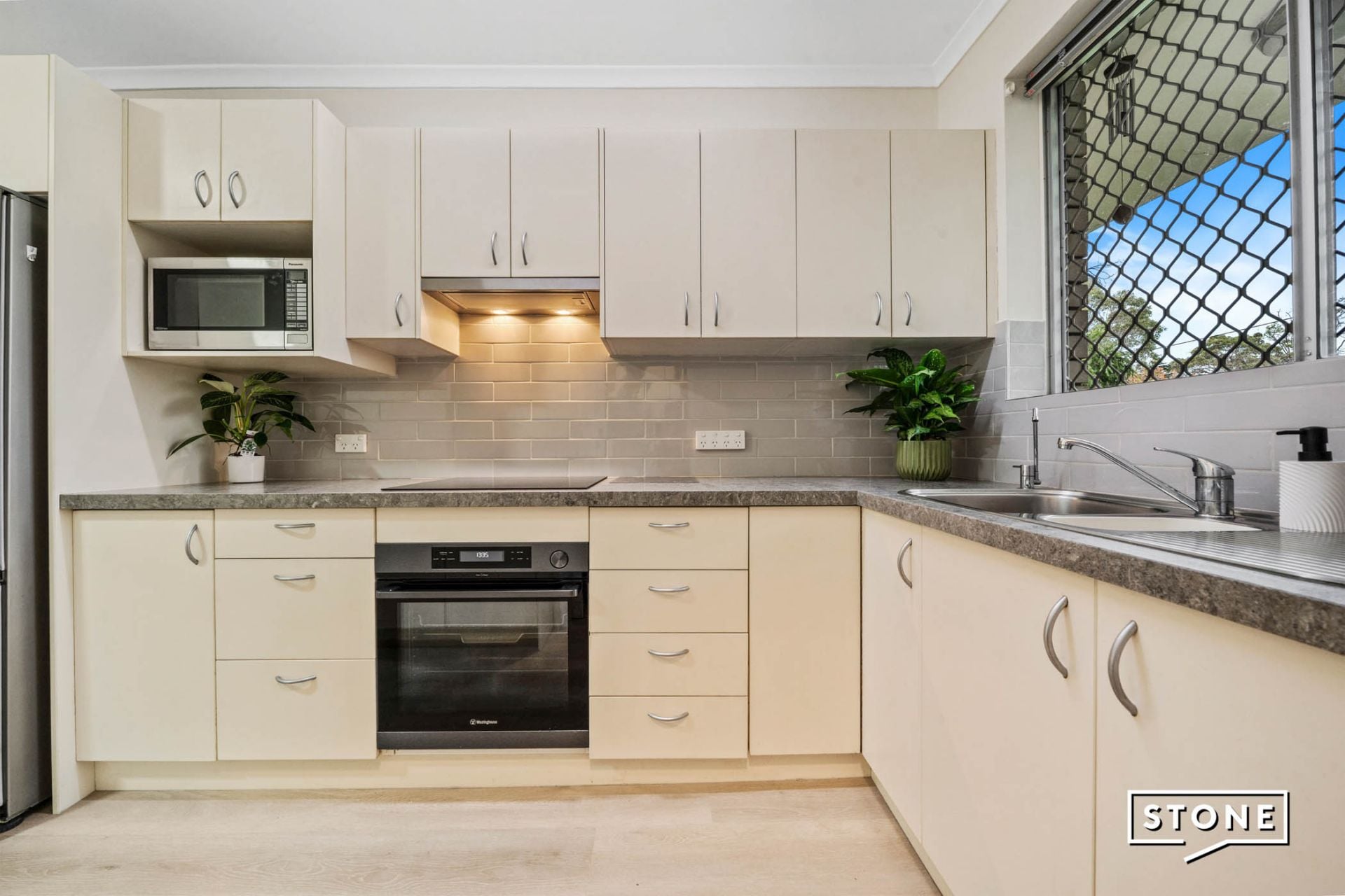 4/10-12 Albert Street, North Parramatta NSW, North Parramatta - Thumbnail 2
