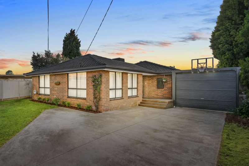 6 Ashdown Court, Lalor
